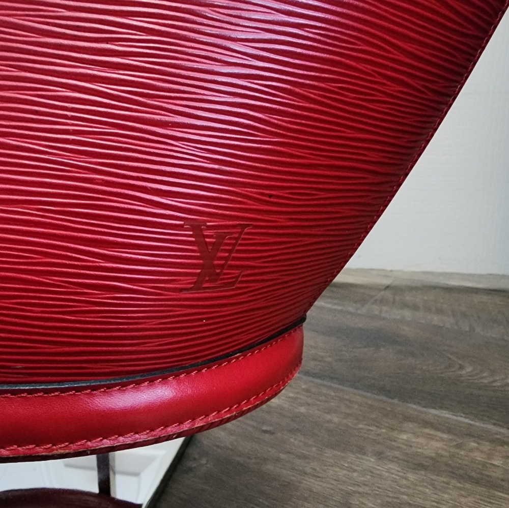 Louis Vuitton Red EPI St Jacques GM - Picture 3 of 16